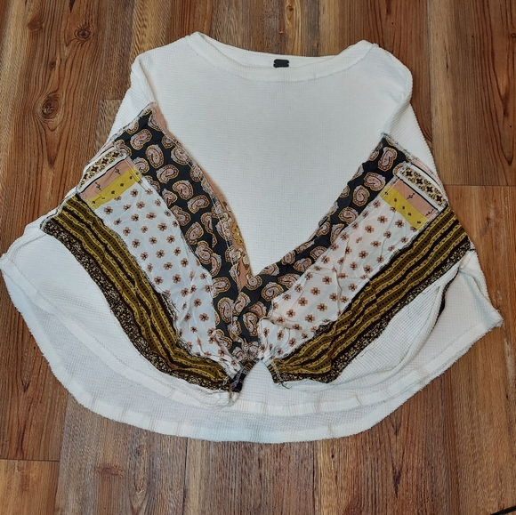 Free People Ivory "Blossom" Thermal Size M - Picture 3 of 5